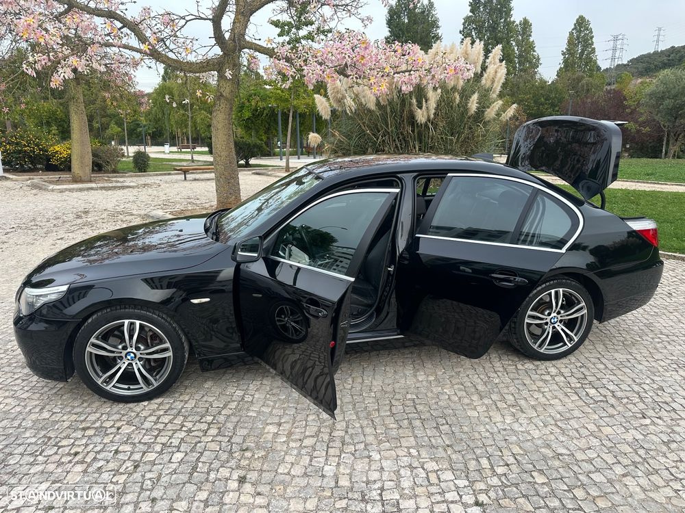 BMW 520 dA Executive - 16