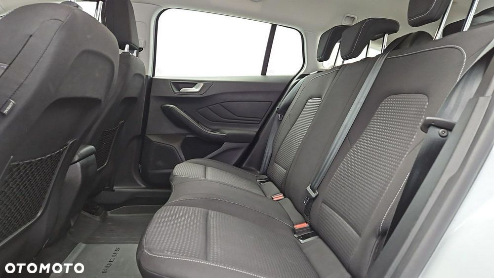 Ford Focus 1.5 EcoBlue SCR Connected - 23