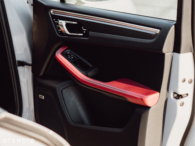 Porsche Macan Standard - 33