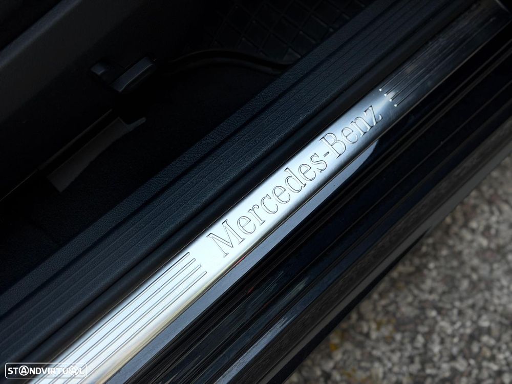 Mercedes-Benz E 300 Bluetec Hybrid Avantgarde - 31