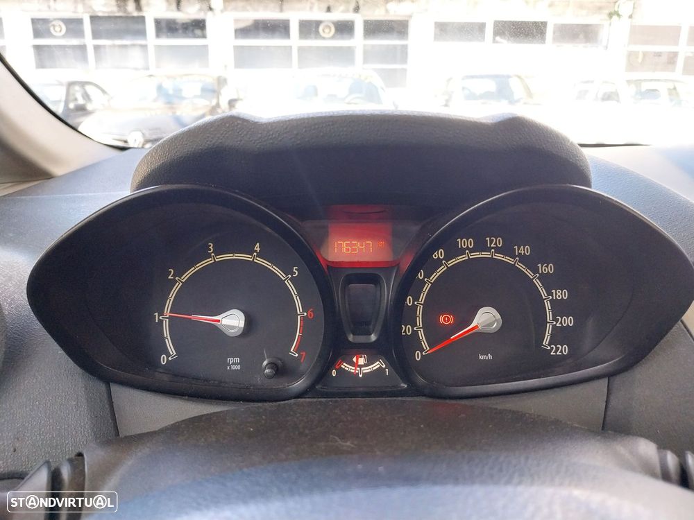 Ford Fiesta 1.25 Trend - 6