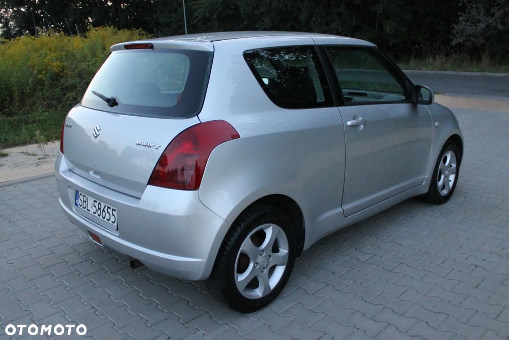 Suzuki Swift - 10