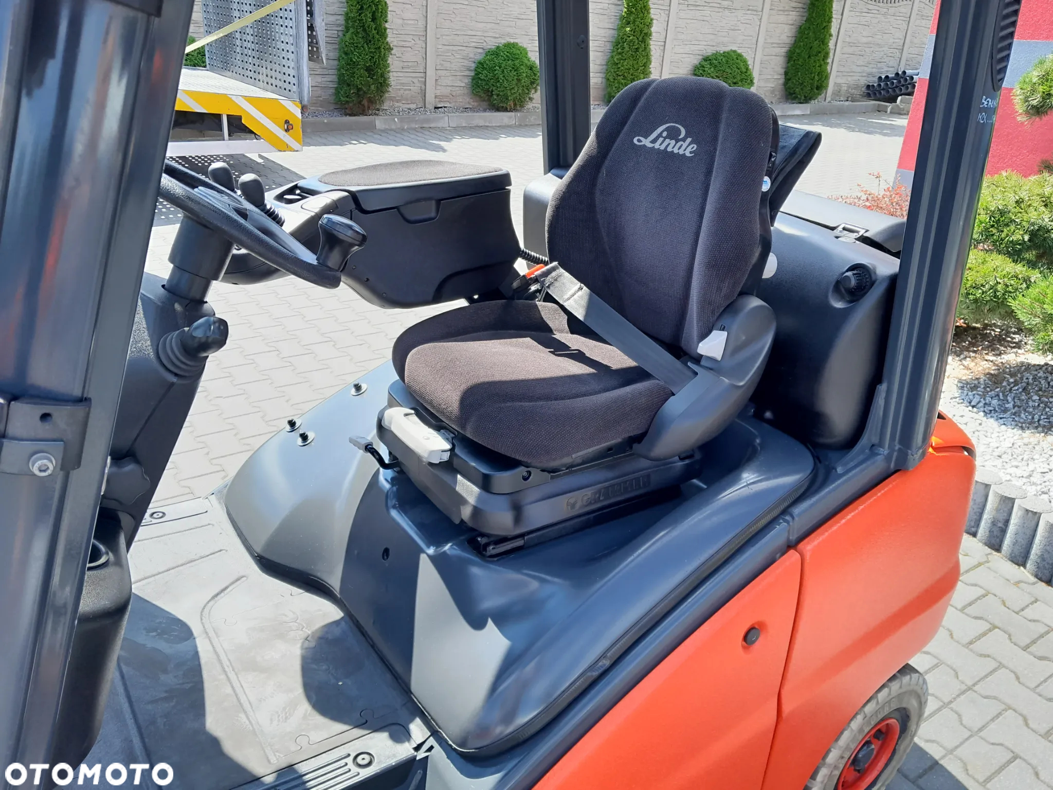 Linde H16T-01 - 6