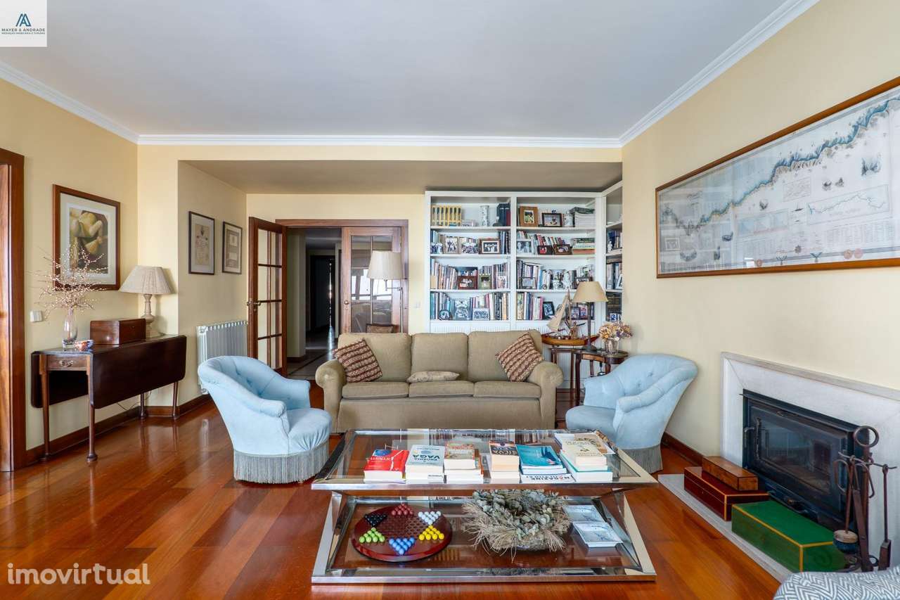 Fabuloso T4+1 nos Jardins da Arrabida - Grande imagem: 5/45