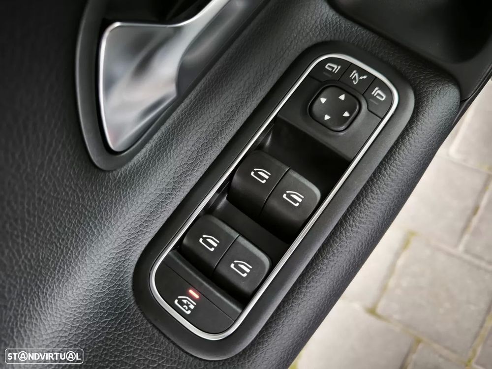 Mercedes-Benz A 250 e Style Plus - 31