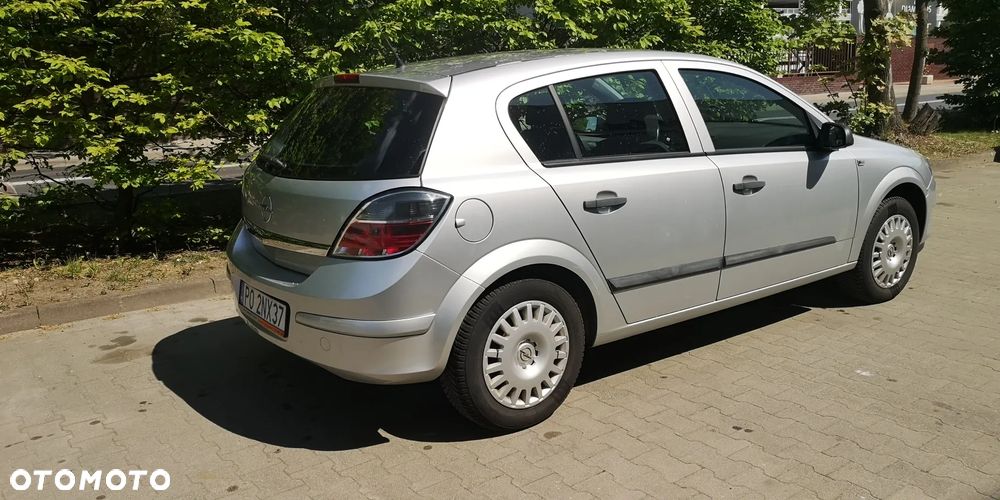 Opel Astra 1.6 - 5