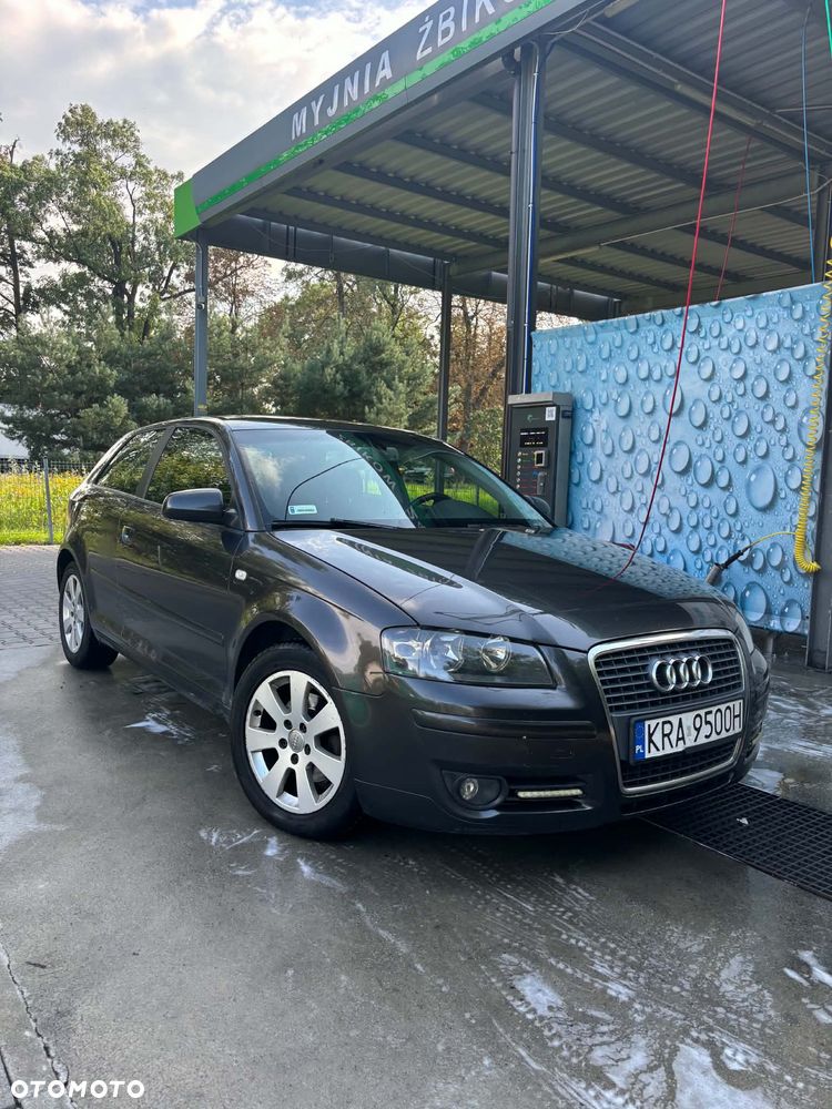 Audi A3 3-drzwiowe 1.9 TDI DPF Ambiente S tronic - 2