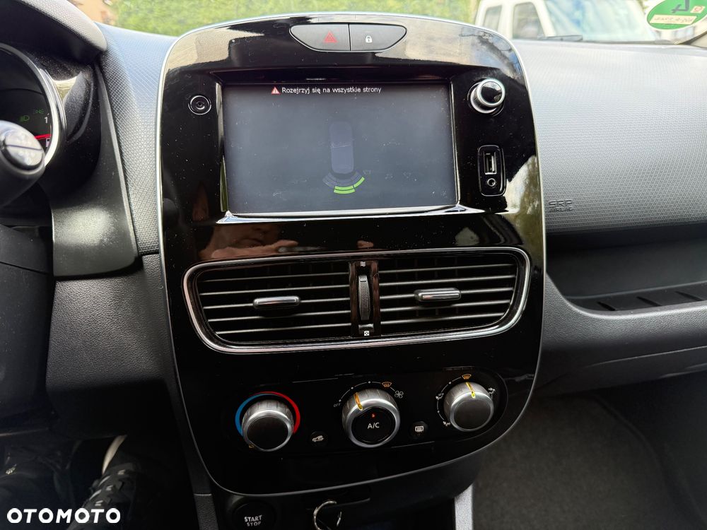 Renault Clio 0.9 Energy TCe Limited EU6 - 22