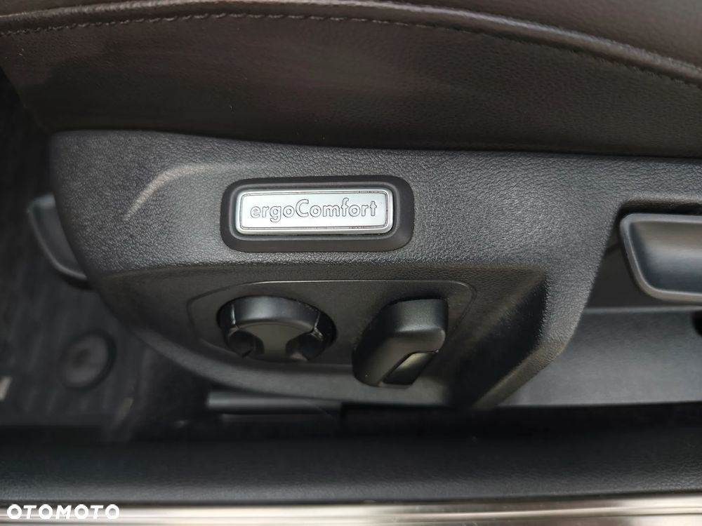 Volkswagen Arteon 2.0 TDI SCR DSG Elegance - 22