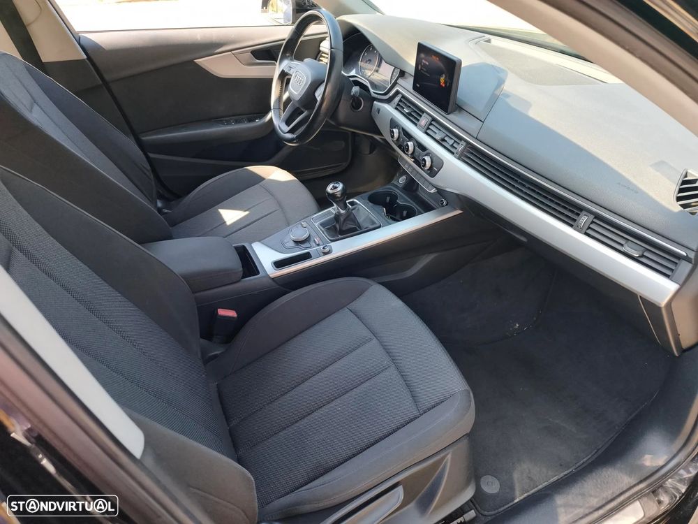 Audi A4 Avant 2.0 TDI Advance - 13