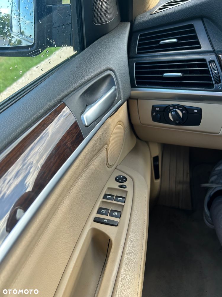 BMW X5 3.0sd xDrive - 21