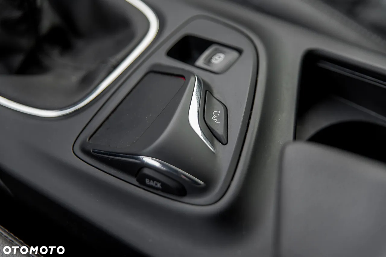 Opel Insignia 2.0 CDTI Cosmo ecoFLEX S&S - 22