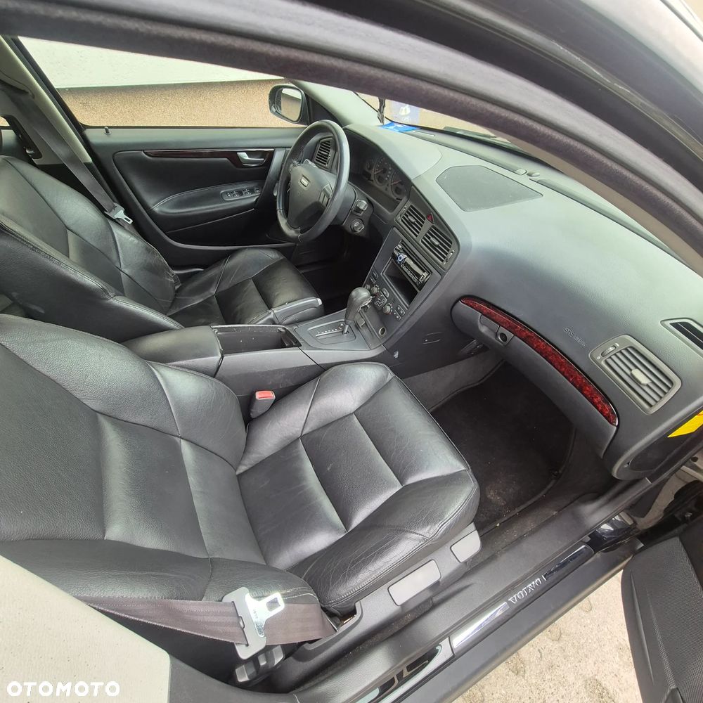 Volvo S60 2.4 Kinetic - 10