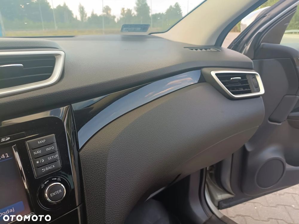 Nissan Qashqai 1.2 DIG-T Tekna - 23