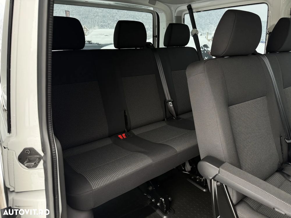 Volkswagen Transporter - 22