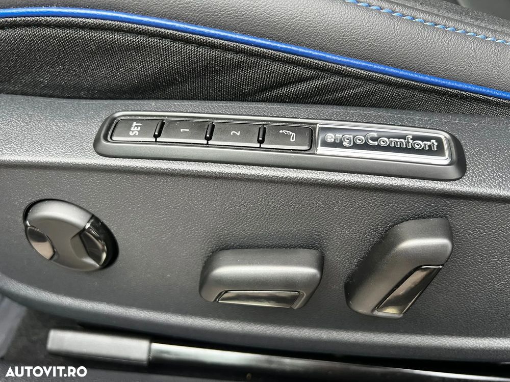 Volkswagen ARTEON 2.0 TSI 4Motion DSG R - 17