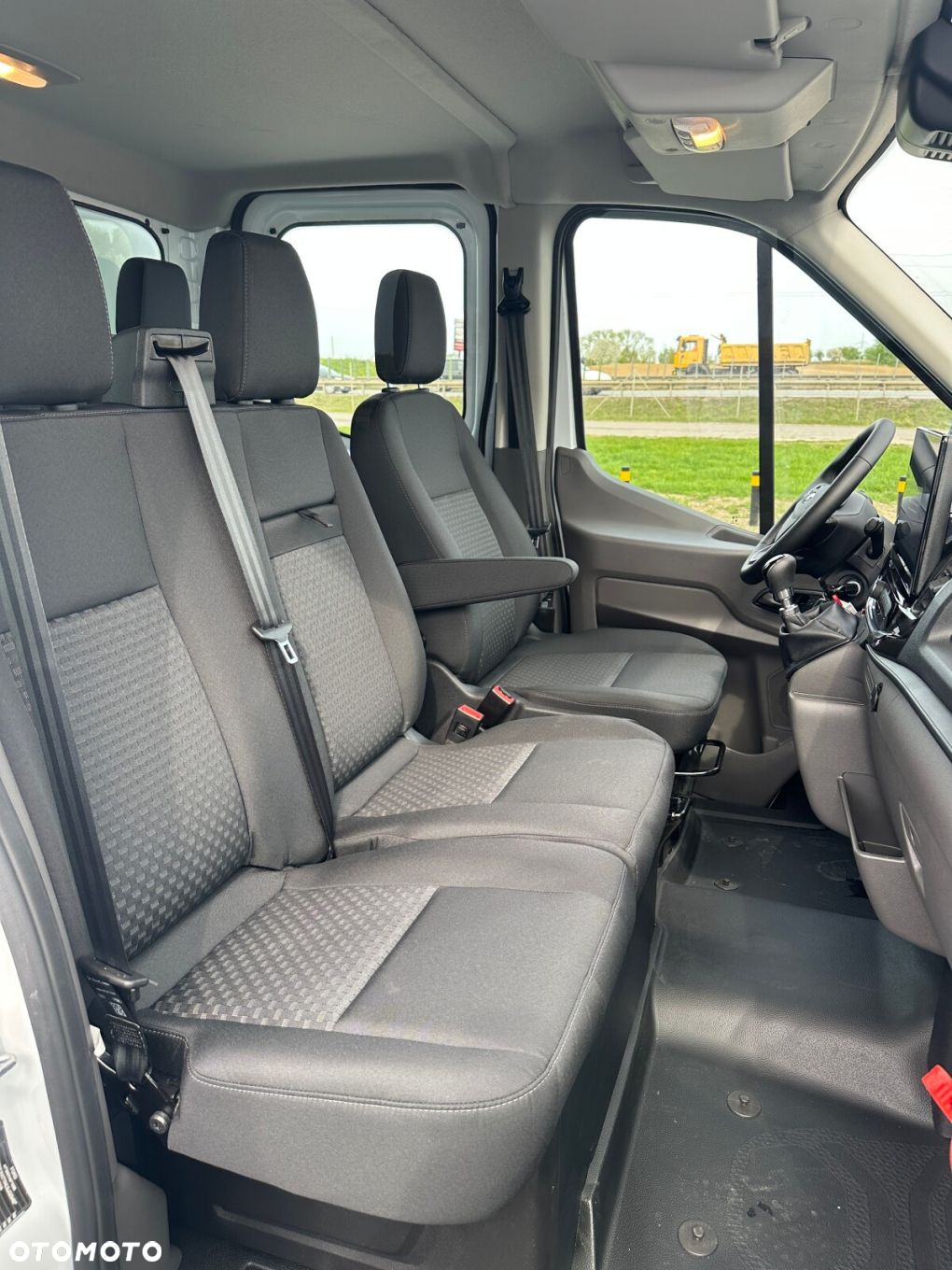 Ford transit Podwozie brygadowe 2.0 Ecoblue 130KM M6 FWD Trend 350 L3 - 14