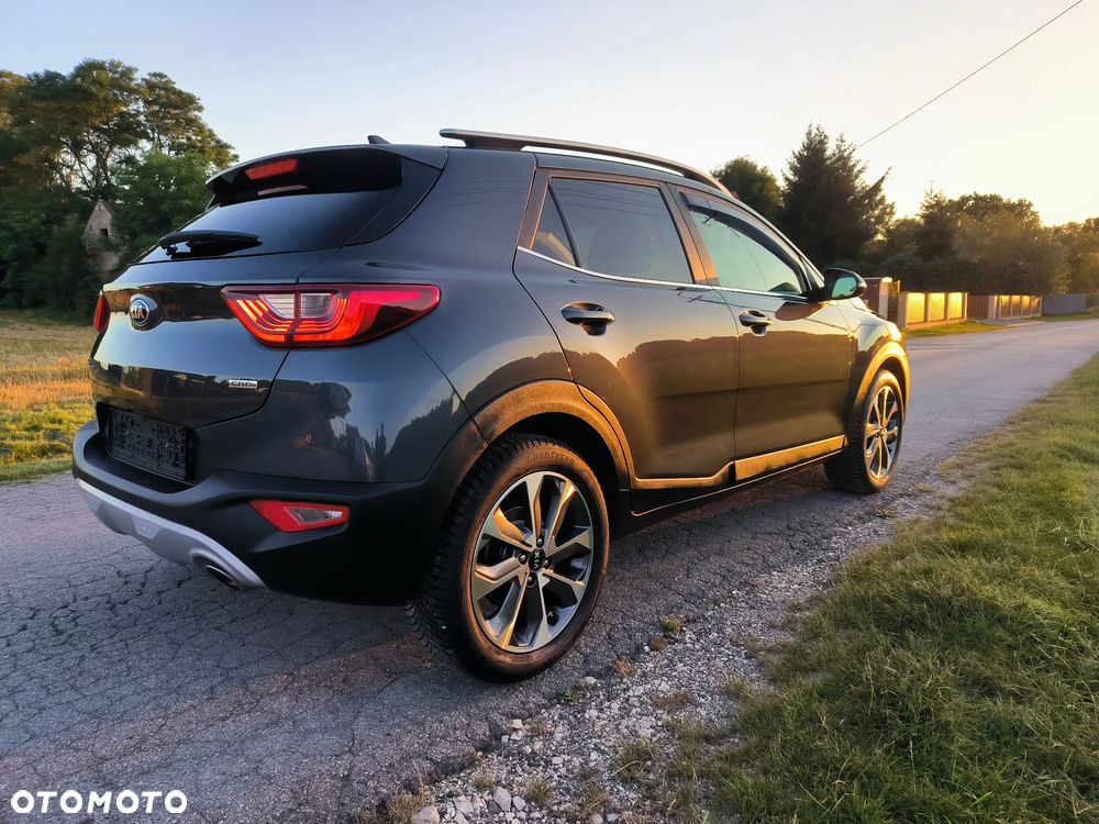 Kia Stonic - 19