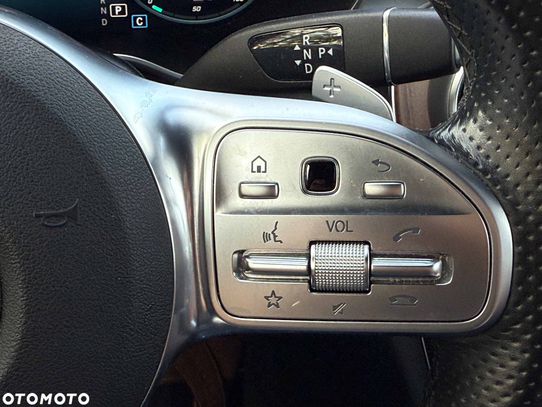 Mercedes-Benz Klasa C 300 de 9G-TRONIC - 18