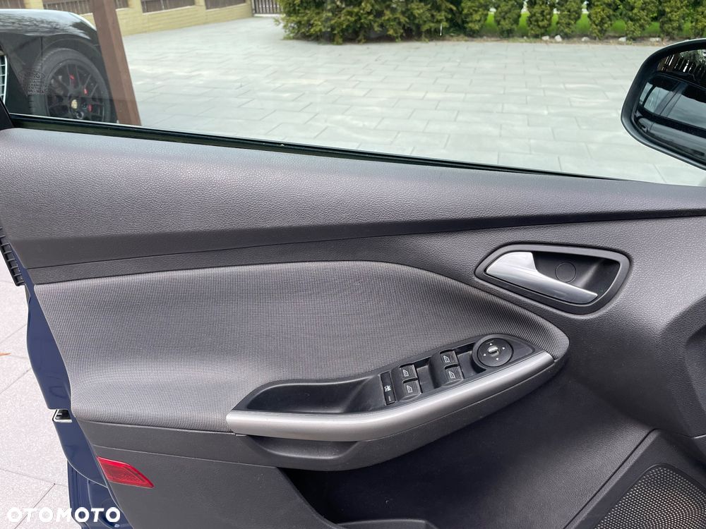 Ford Focus - 18