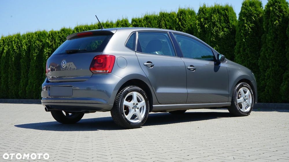 Volkswagen Polo 1.4 16V Comfortline - 25