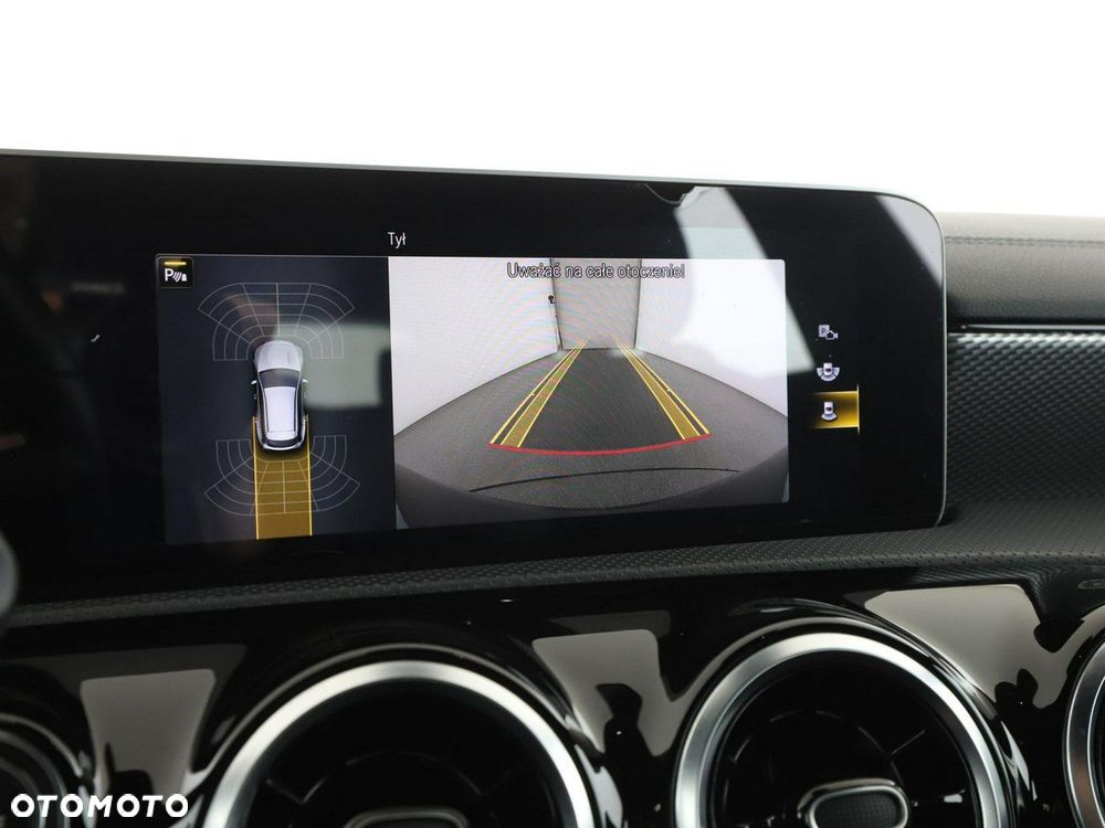 Mercedes-Benz CLA 200 d 8G-DCT Progressive - 25