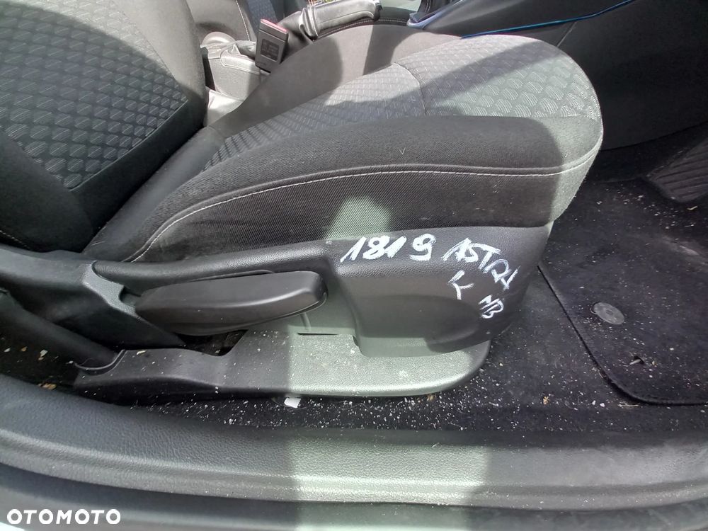 OPEL ASTRA K FOTELE KANAPA KOMPLET HB UK - 6