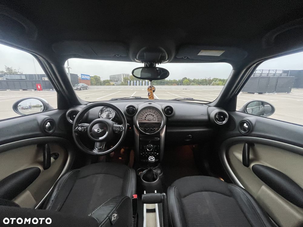 MINI Countryman One D All4 Trim - 9
