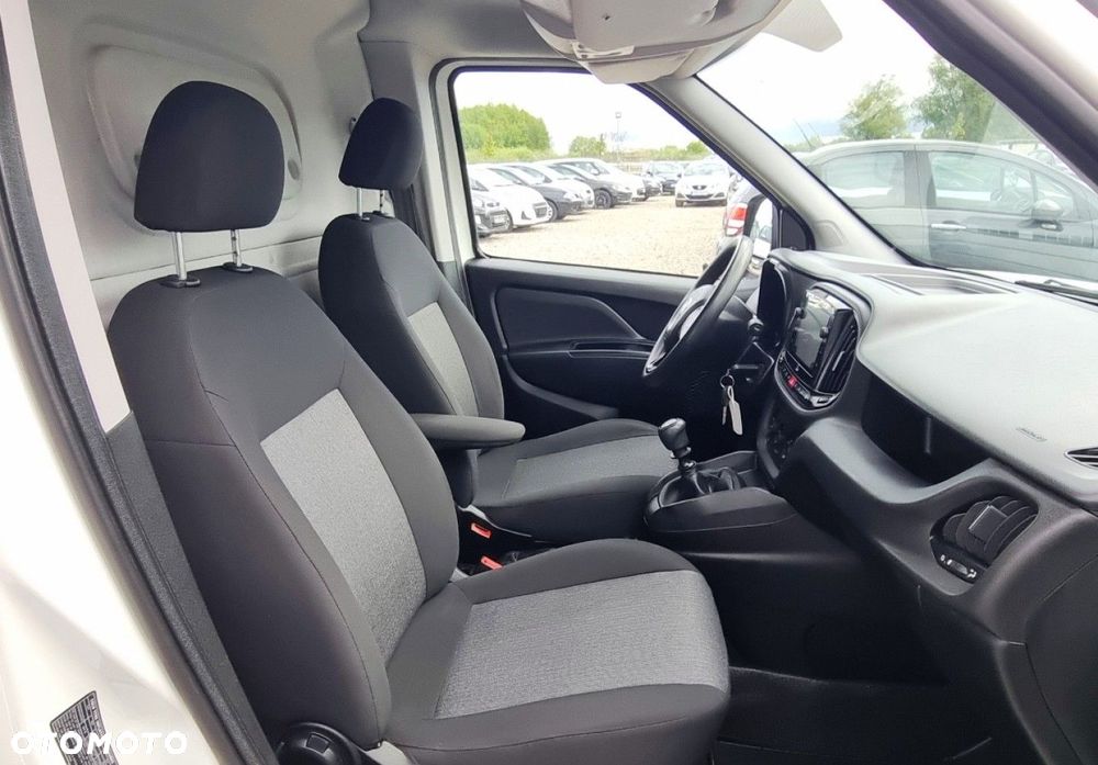 Fiat Doblo - 31