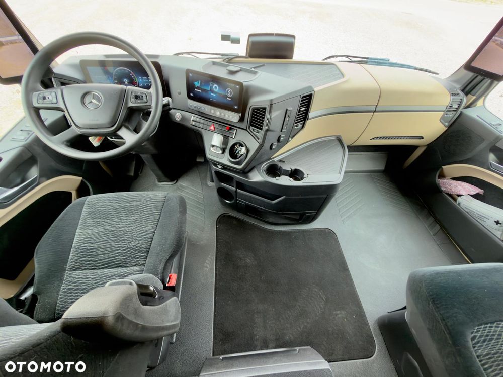 Mercedes-Benz ACTROS 1843 / BURTO-FIRANKA/ KABINA TYPU SALONKA / WINDA  / WIRTUALNY KOKPIT / KAMERY / NOWE OPONY / 18PALET / 8TON ŁADOWNOŚCI / AUTOMAT / DUŻY SILNIK  / SYPIALKA / SERWISOWANY / 2021 / JAK NOWY  / E6 - 20