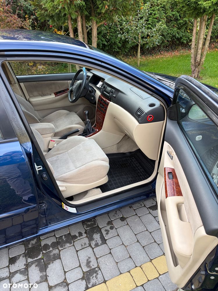 Toyota Corolla - 20
