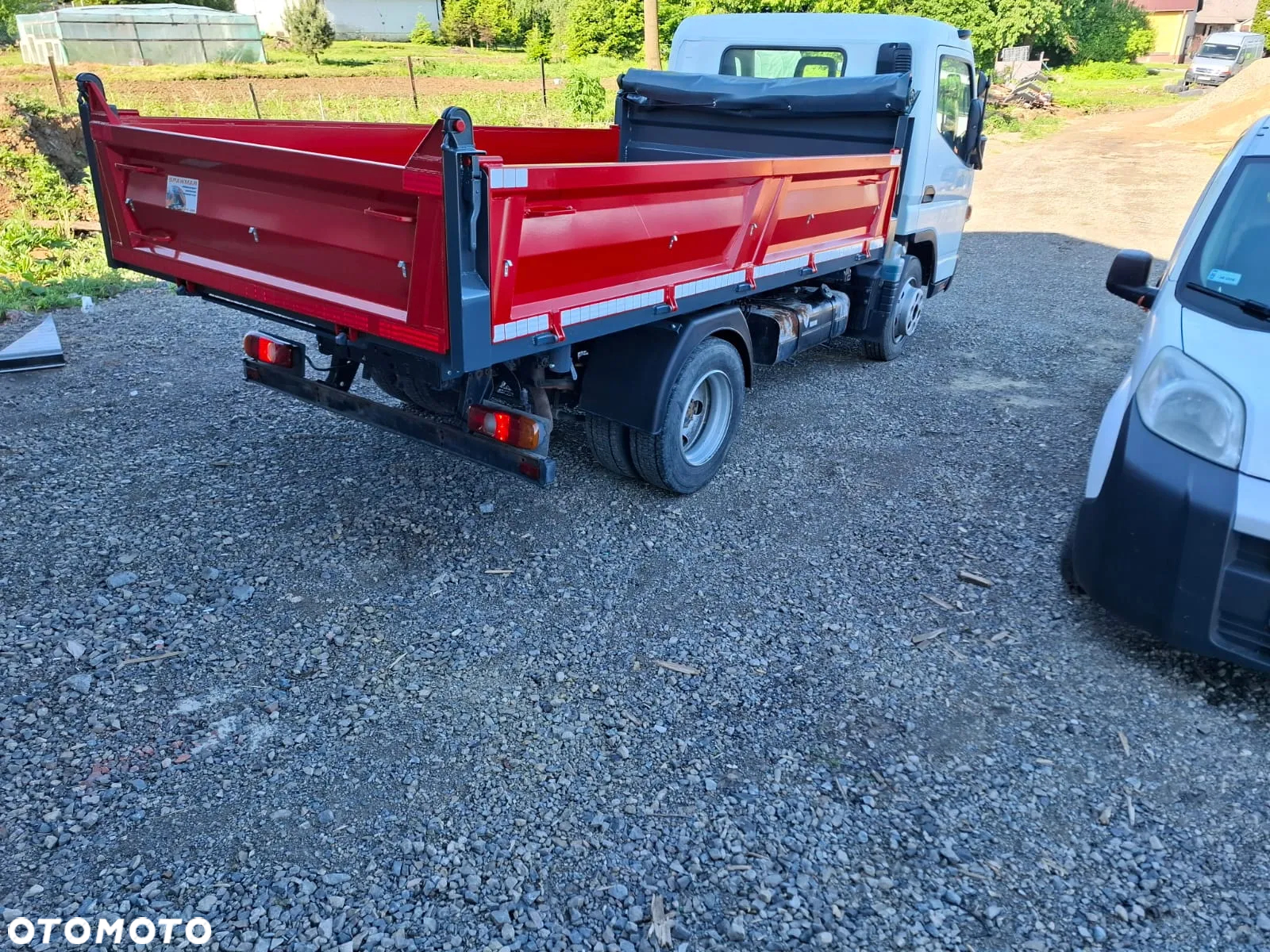 Mitsubishi FUSO CANTER - 6