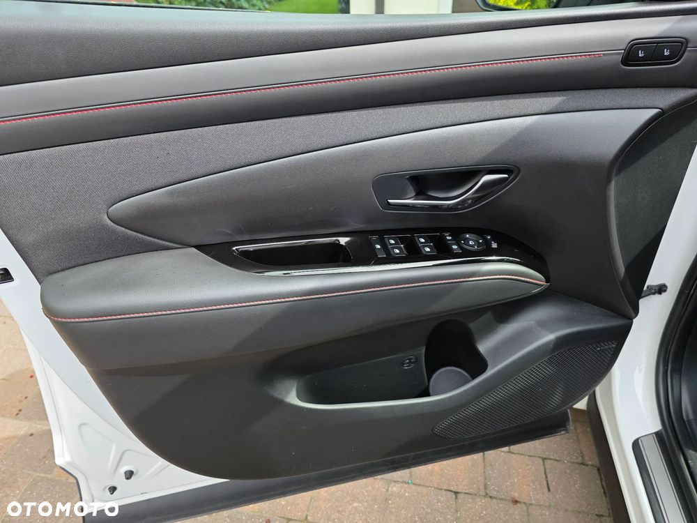 Hyundai Tucson 1.6 T-GDi HEV N-Line 2WD - 23