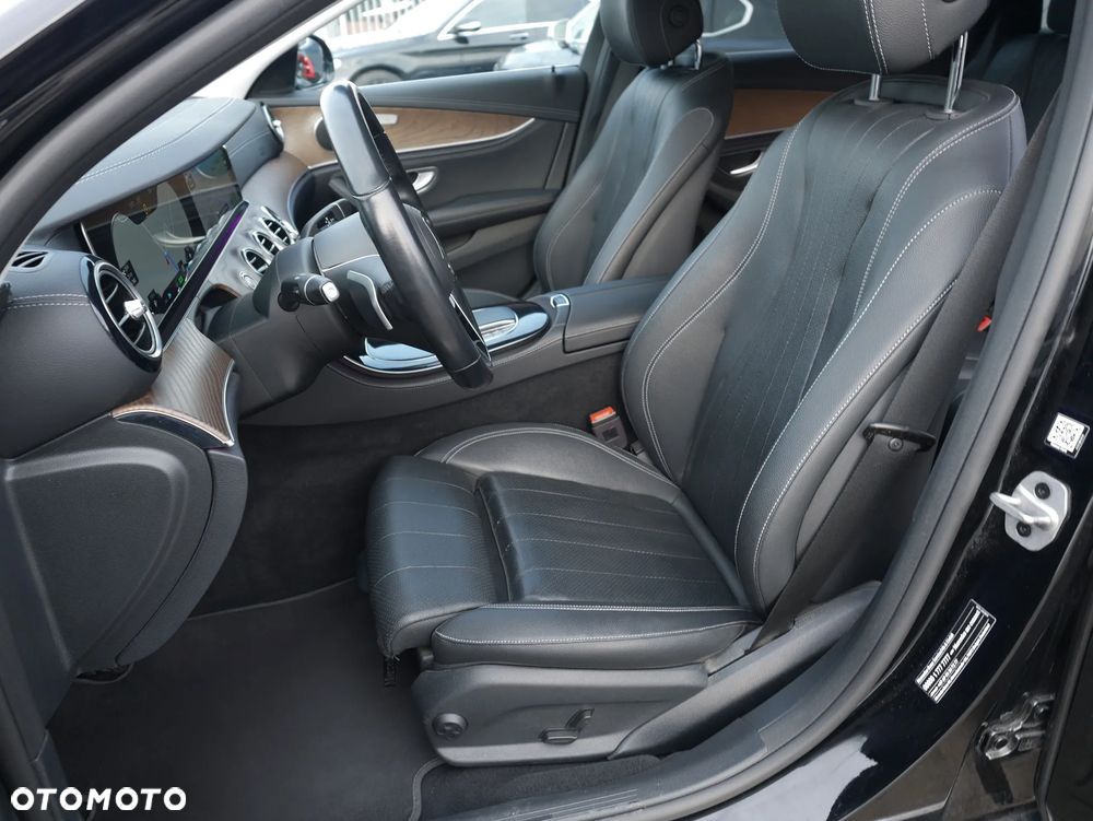 Mercedes-Benz Klasa E 300 de 9G-TRONIC Exclusive - 12