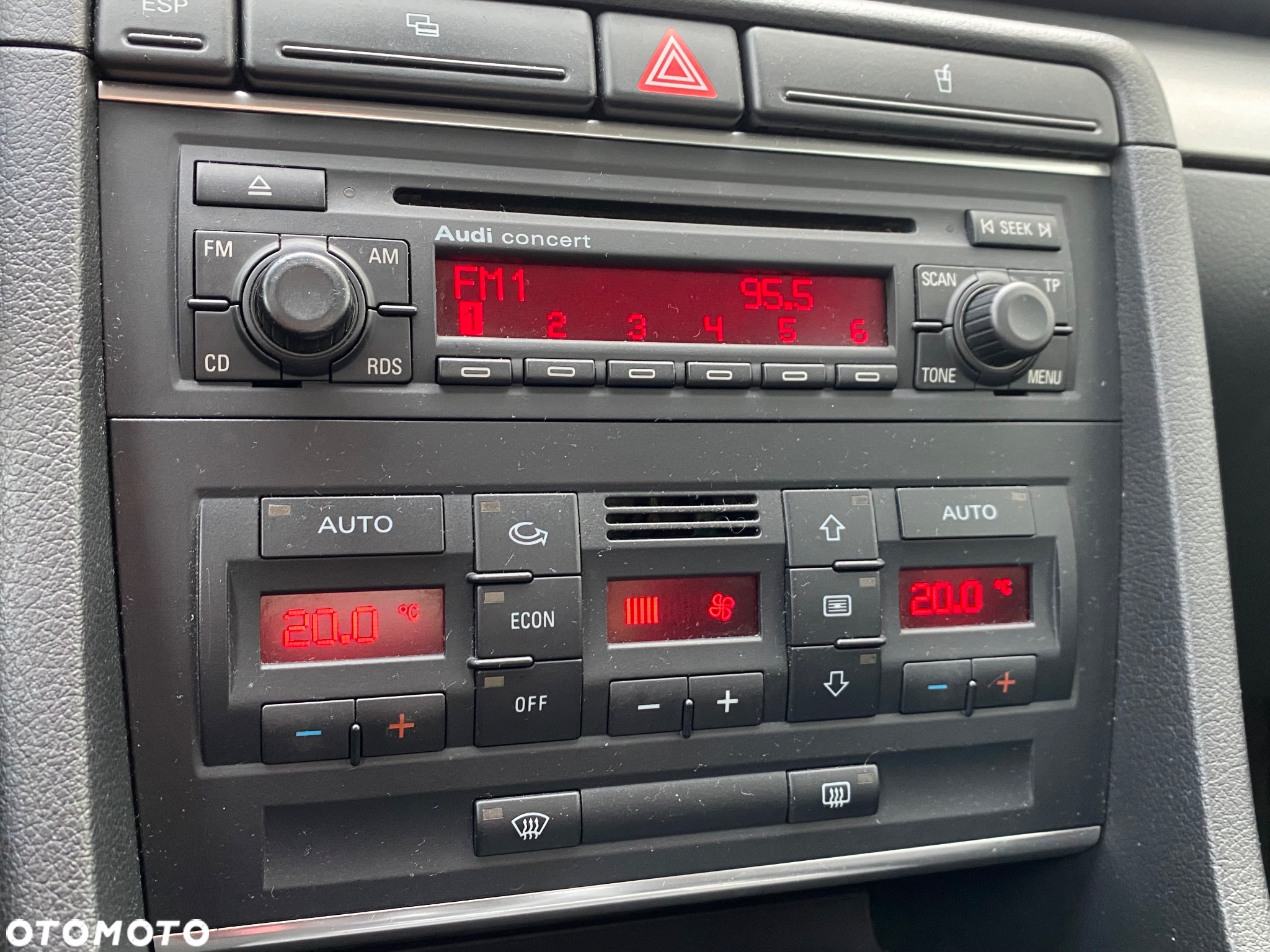 Audi A4 1.6 - 25