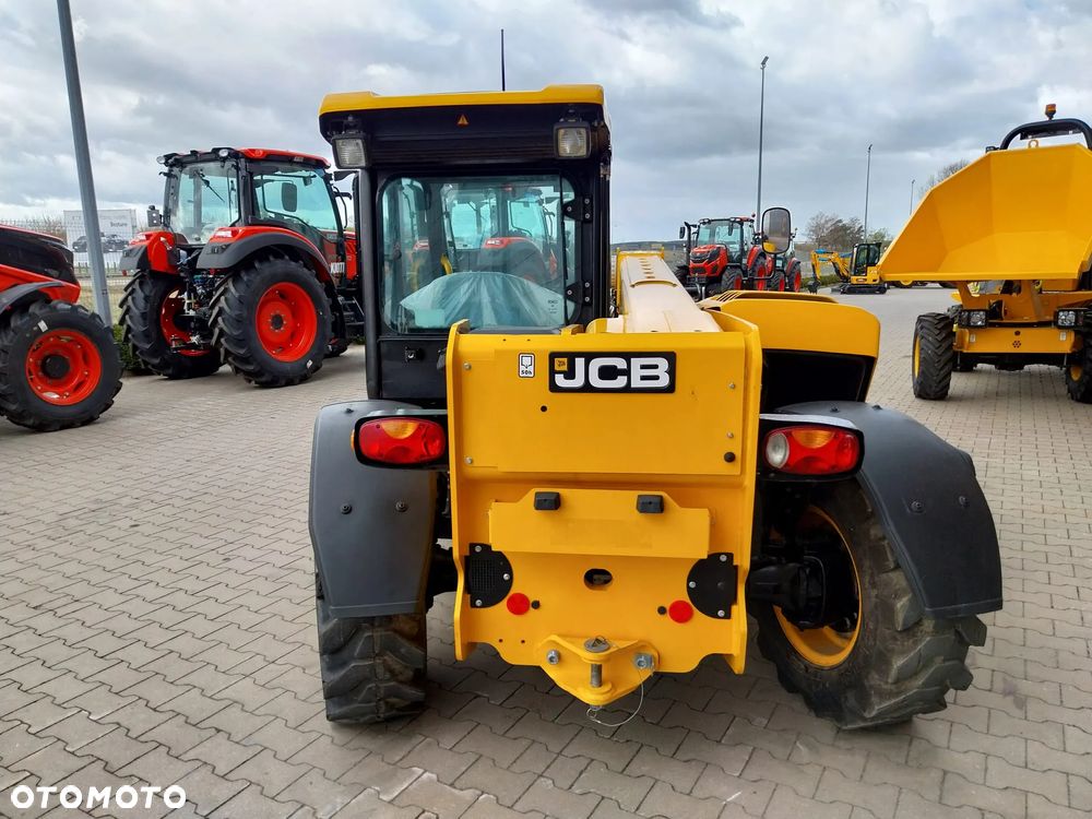 JCB 525-60 AG Plus - 10