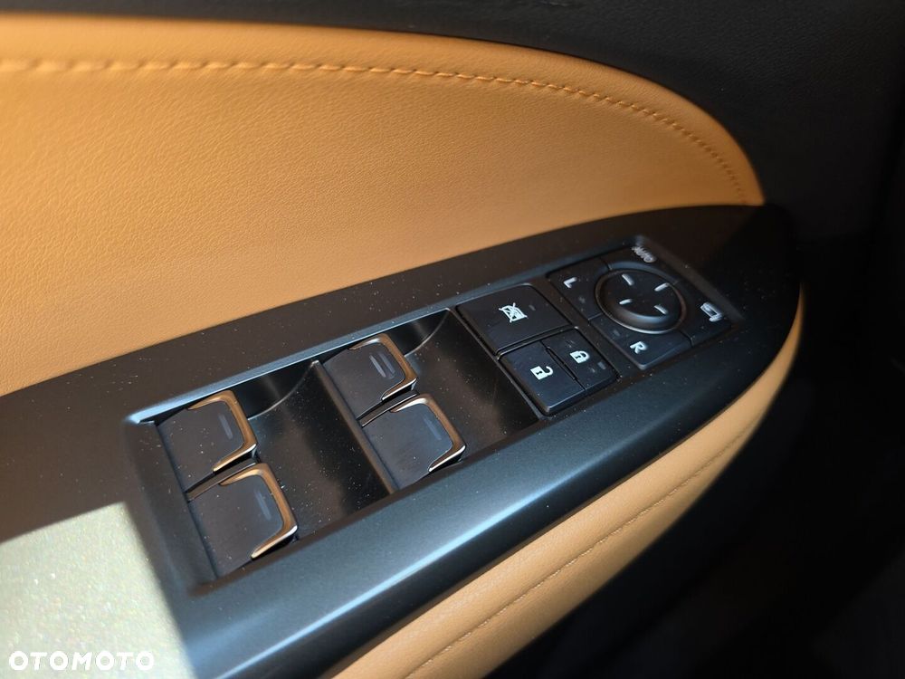 Lexus NX - 24