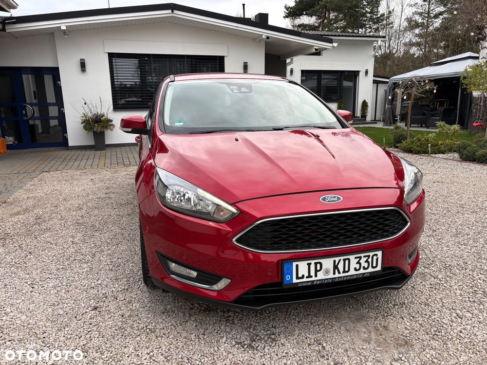 Ford Focus 1.0 EcoBoost Titanium - 12
