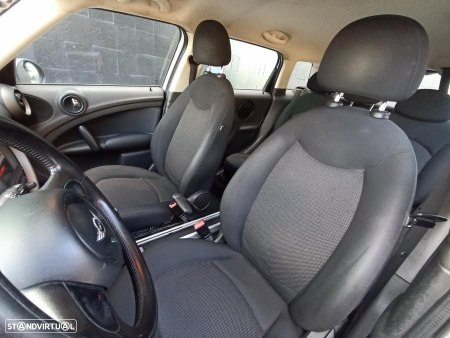 MINI Countryman Cooper D - 13