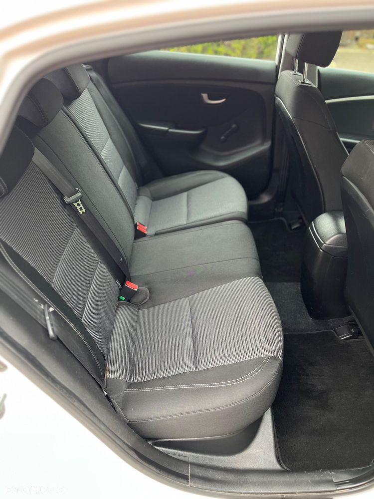 Hyundai i30 1.4 Trend - 15