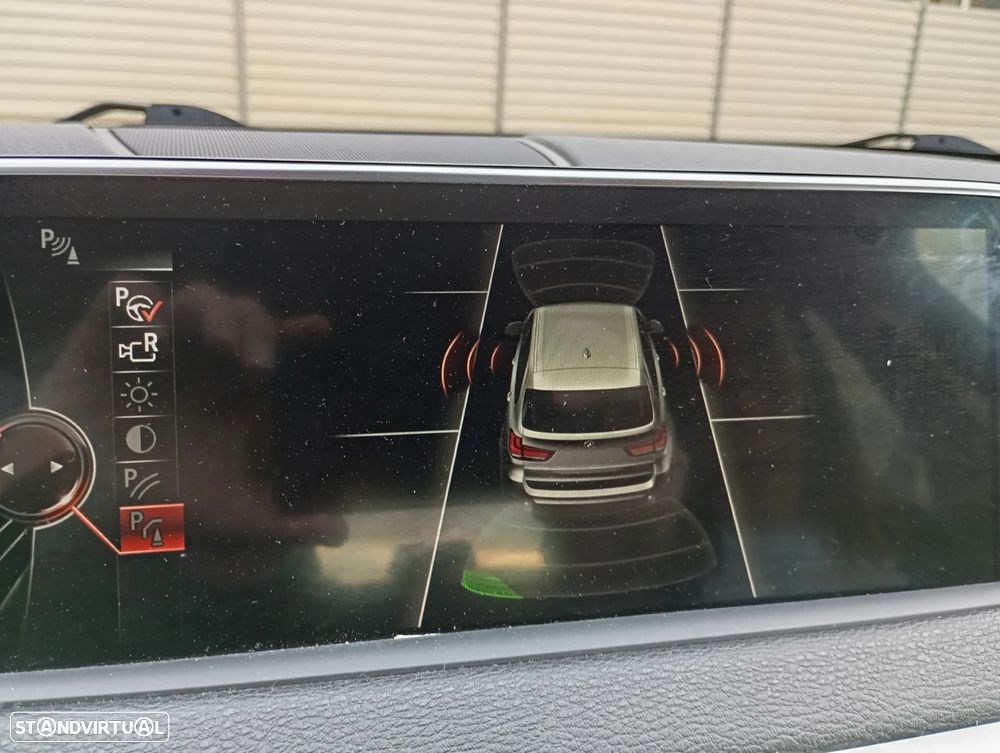 BMW X5 25 d sDrive Comfort 7L - 53