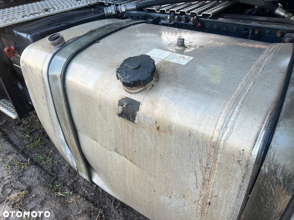 MAN TGX 500 KM (2017)  / EURO 6 + Naczepa wywrotka  3-osiowa CARNEHL (2021) / oś podnoszona - 9