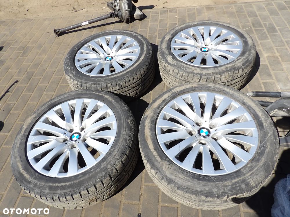 BMW - F01,F02,F04,F07,F12 - 8Jx18EH2  IS30 - KOMPLET FELG ALUMINIOWYCH - JEDEN ROZMIAR - 6775777 - 1