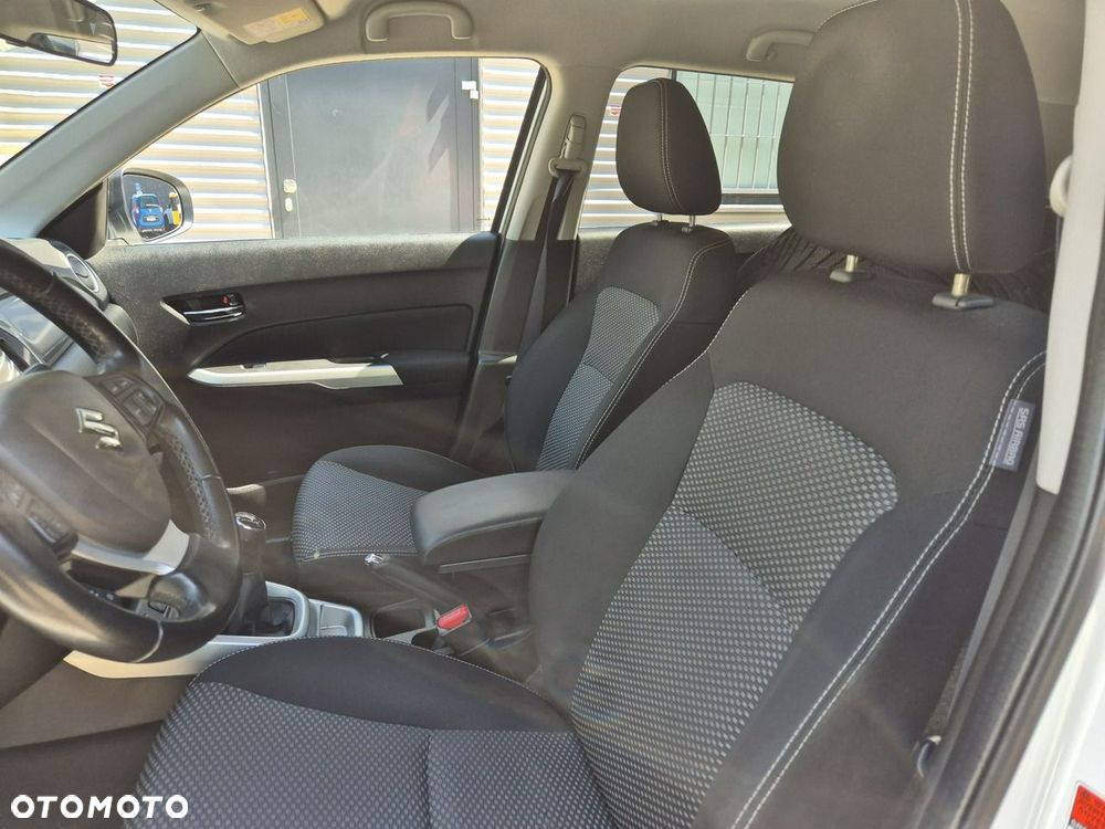 Suzuki Vitara 1.6 Premium 2WD - 11