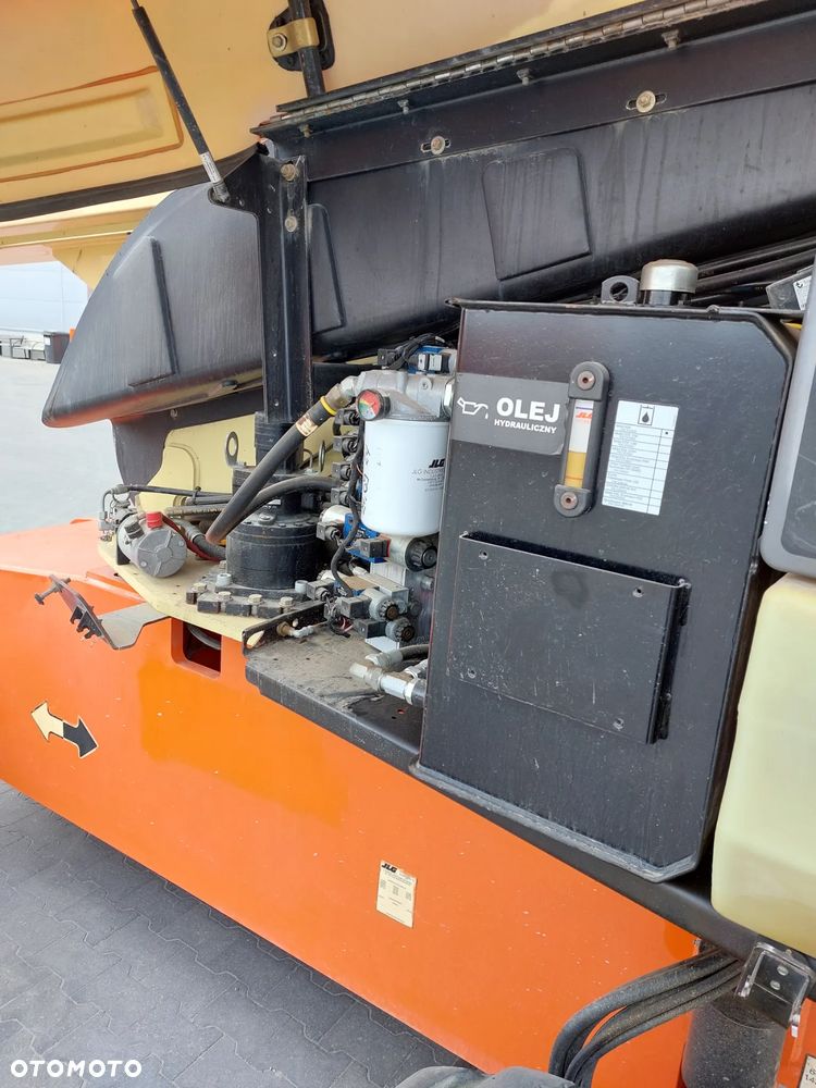 JLG 660 SJ - 23