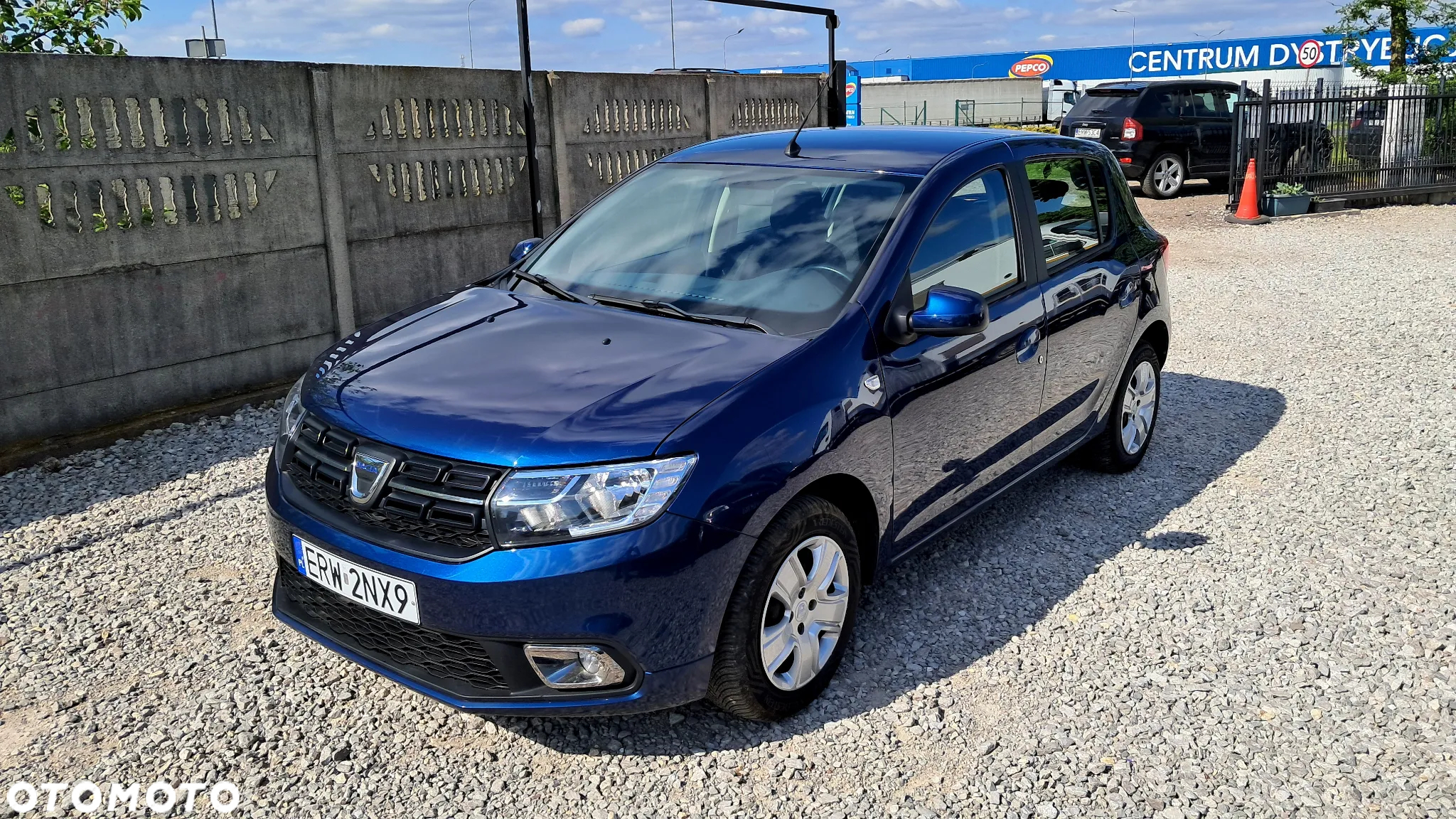 Dacia Sandero SCe 75 Essential - 27