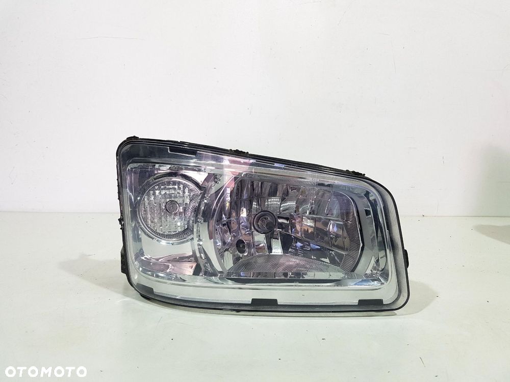 RENAULT RANGE GAMA D WIDE LAMPA PRZÓD PRZEDNIA PRAWA EUROPA ORYGINAŁ - 1