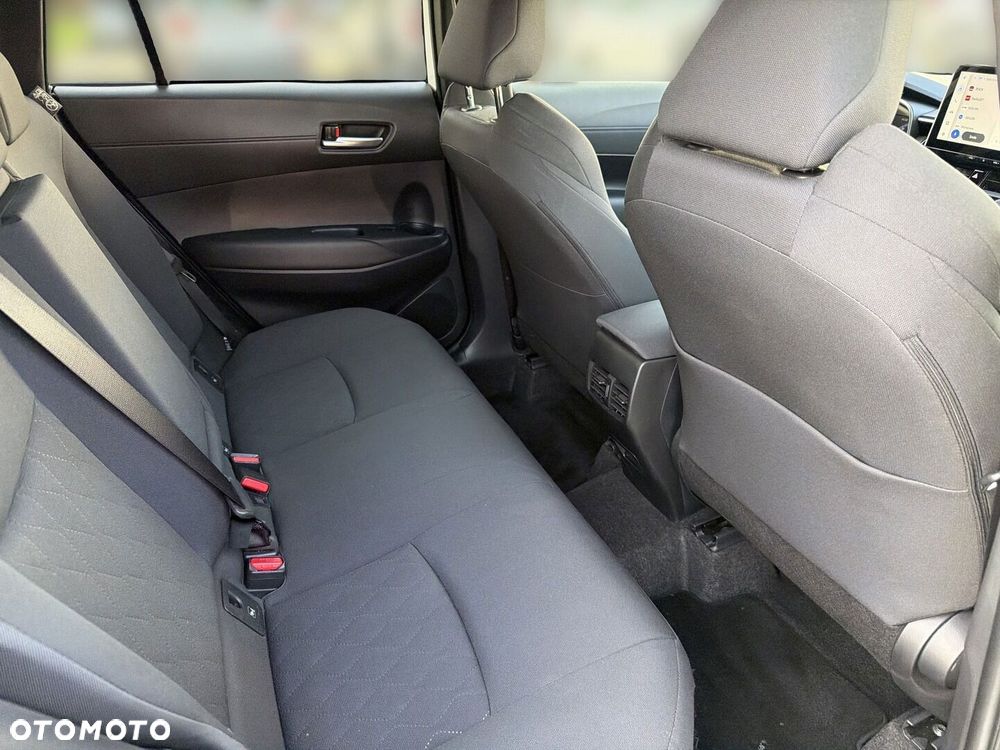 Toyota Corolla Cross - 11