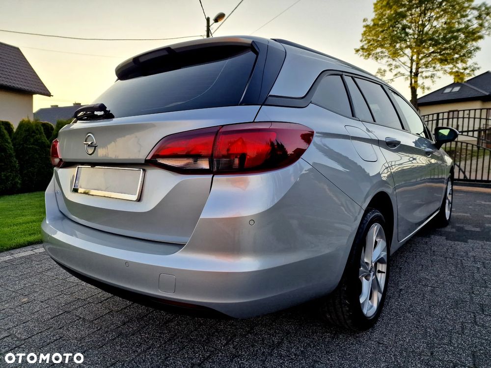 Opel Astra 1.6 CDTI Elite - 10