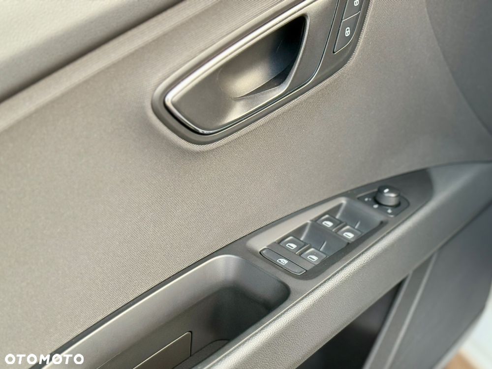 Seat Leon 2.0 TDI DPF Style - 11